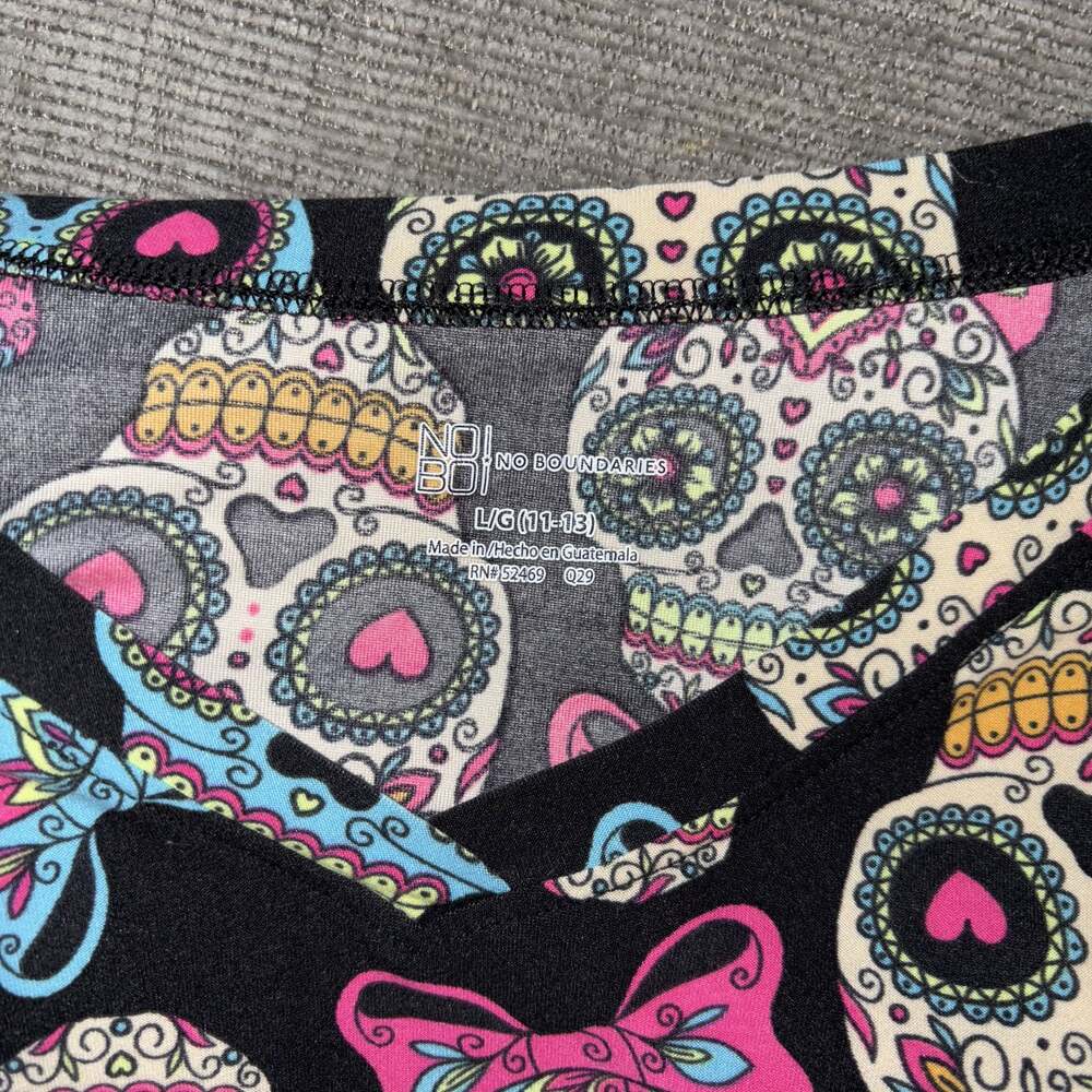 No Boundaries Juniors Halloween Sugar Skulls Long Sleeve T-Shirt - Picture 4 of 4